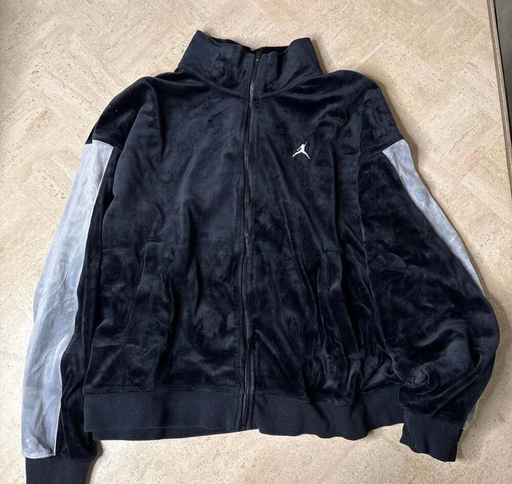 Jordan Flight Women's Velour Full-Zip Jacket